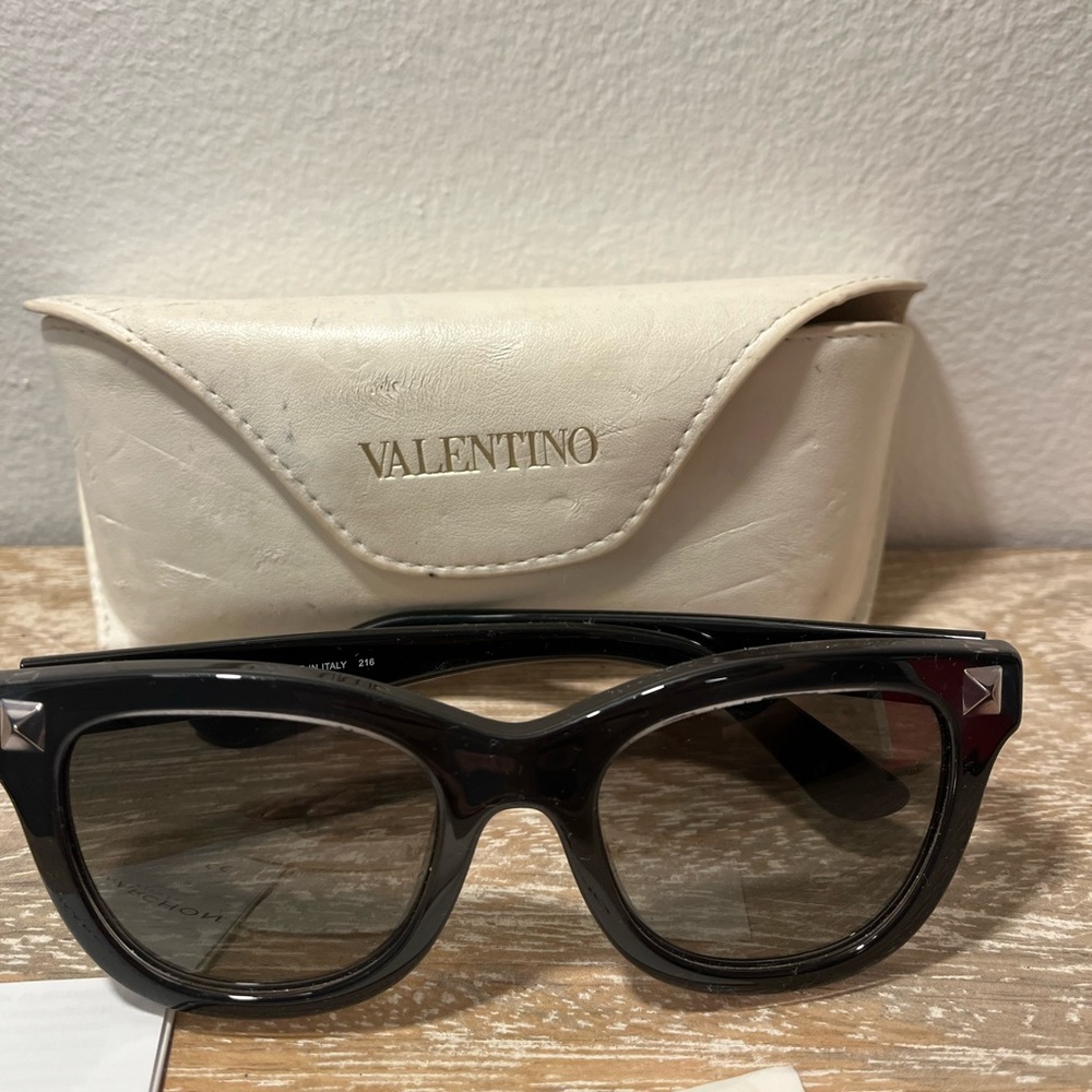 Excellent condition, like new Black Valentino Rockstar Stud Square Sunglasses